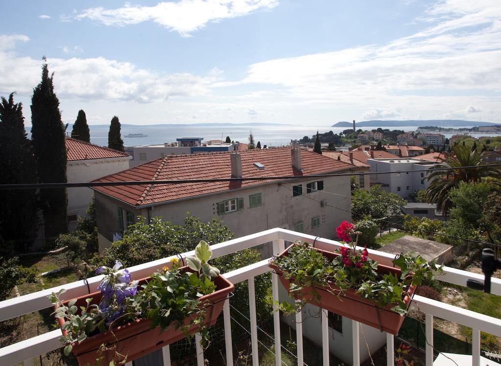Firule Sandy Apartman *